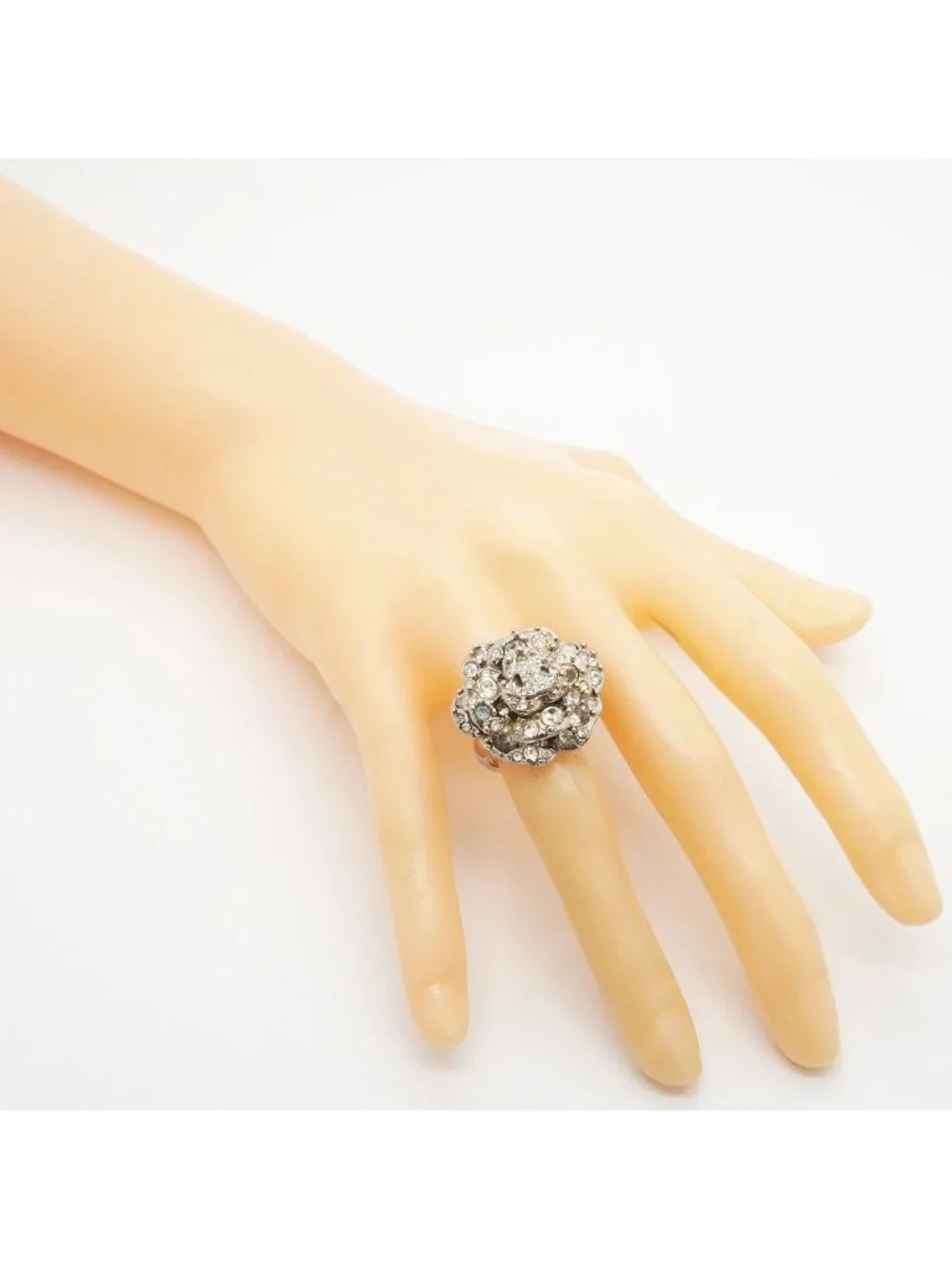 CHANEL ring cc